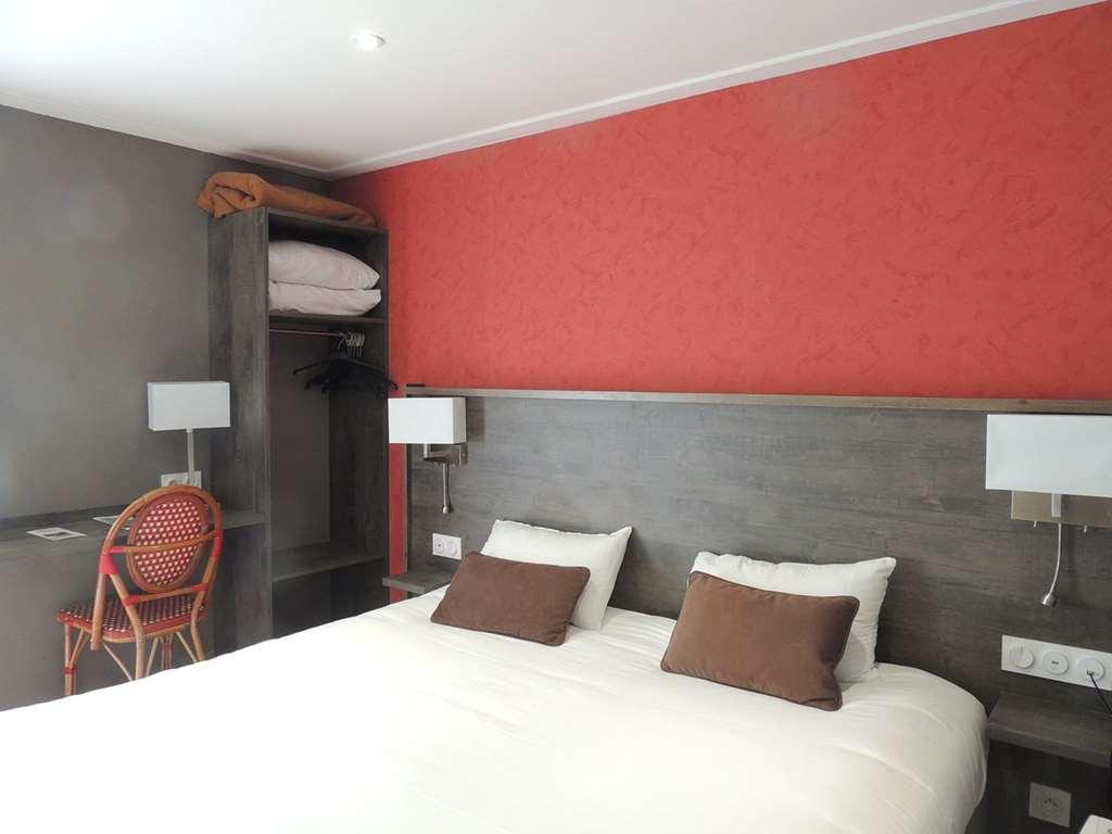 Hotel Crocus Caen Memorial Room photo