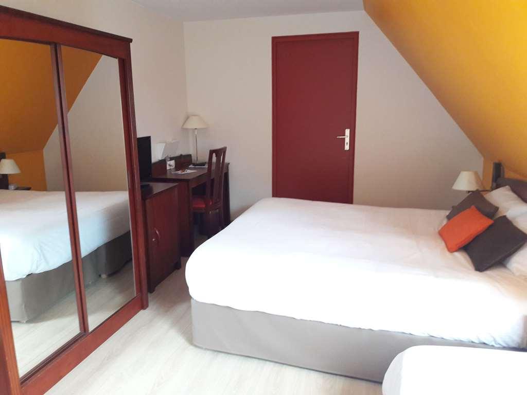 Hotel Crocus Caen Memorial Room photo
